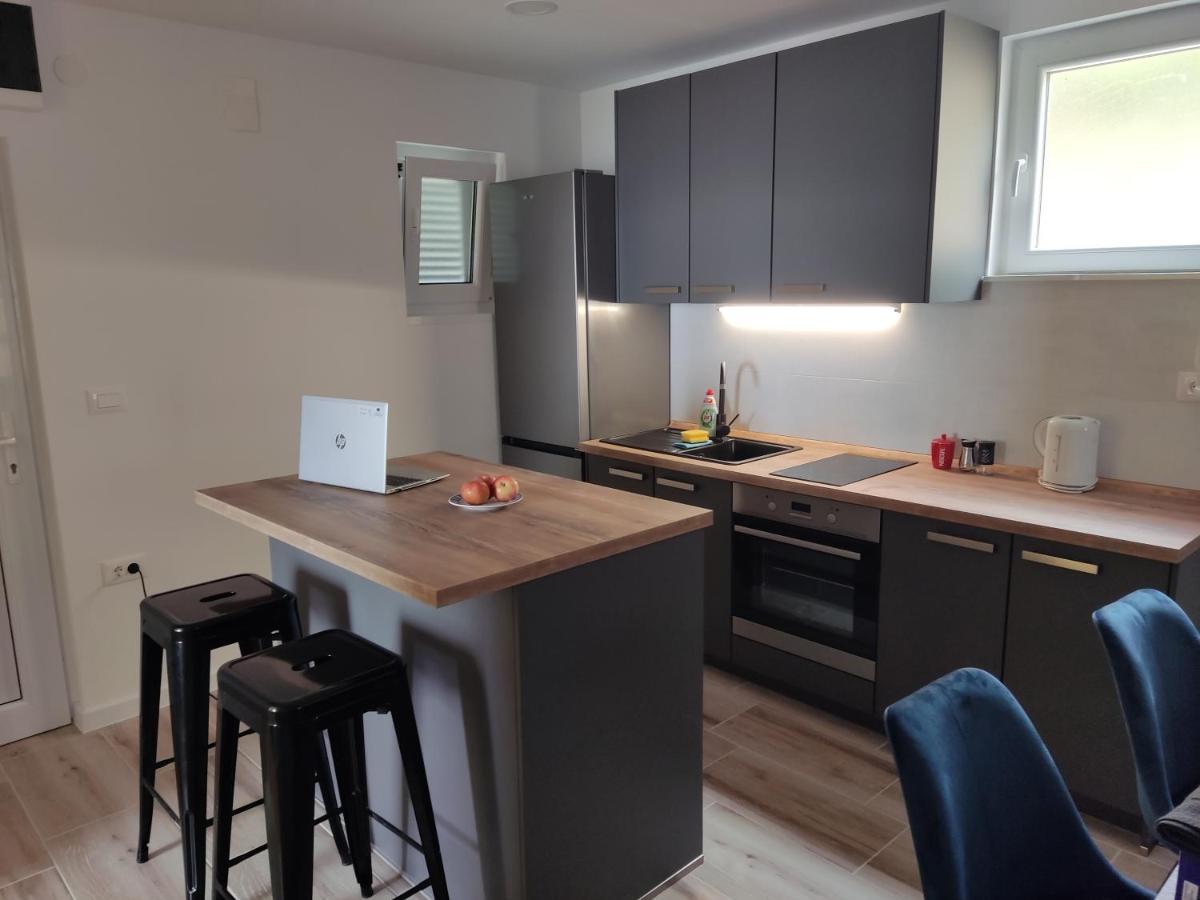 Apartment Varga スヴェティ・ユライ エクステリア 写真