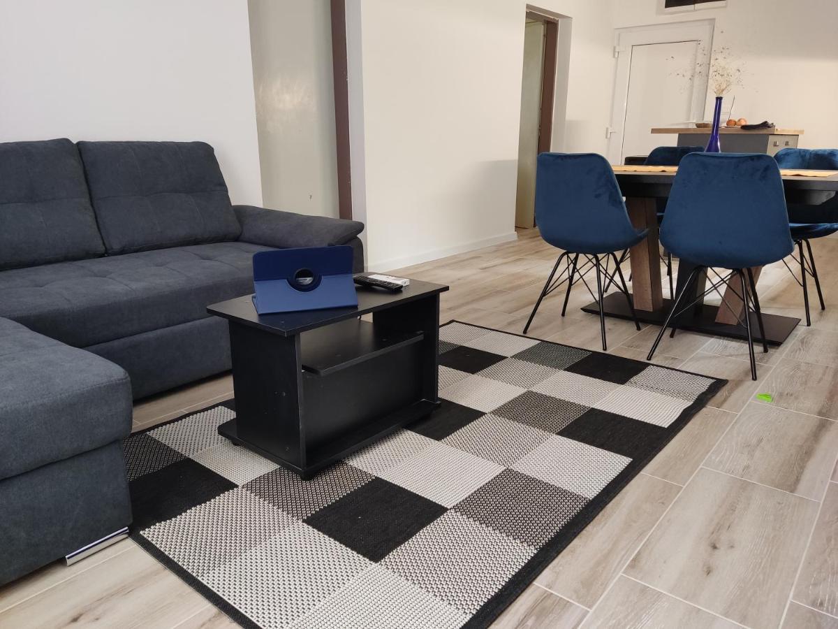 Apartment Varga スヴェティ・ユライ エクステリア 写真